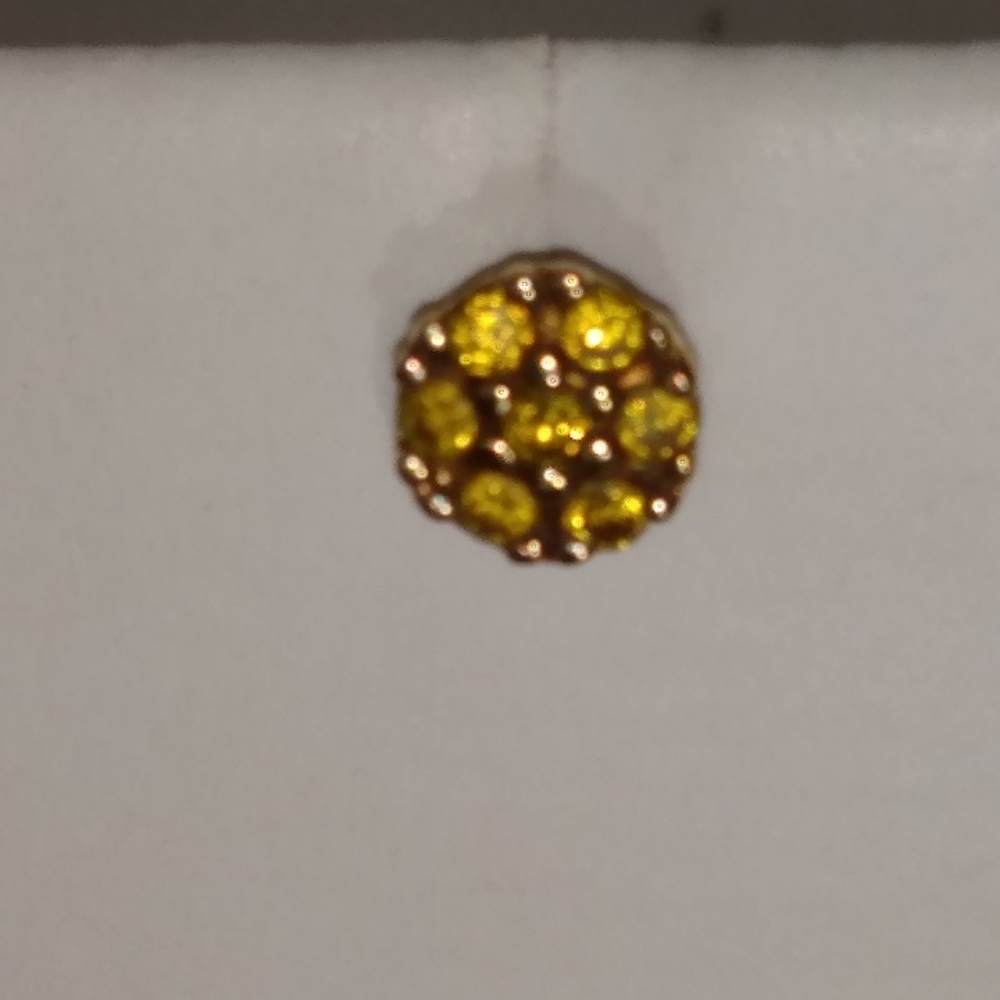 Canary Yellow Diamond 14k Yellow Gold Earing - Picture 7 of 8